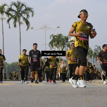 Runner Photo 6447087