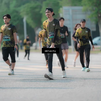 Runner Photo 6447093