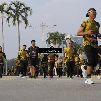 Runner Photo 6447094