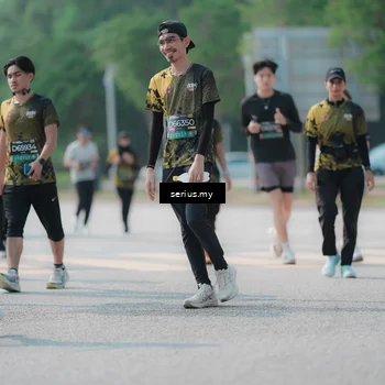 Runner Photo 6447097