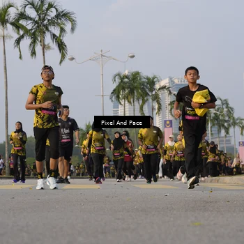 Runner Photo 6447100