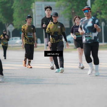 Runner Photo 6447108
