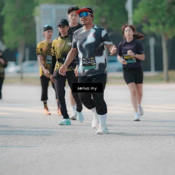 Runner Photo 6447113