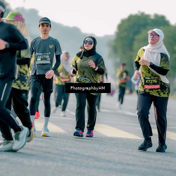 Runner Photo 6447115