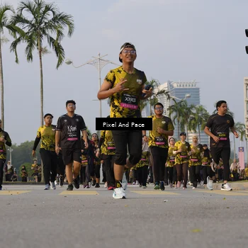Runner Photo 6447120