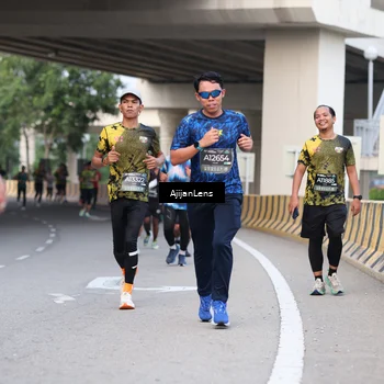 Runner Photo 6447131