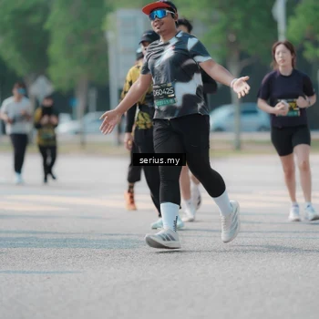 Runner Photo 6447134