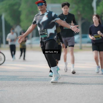 Runner Photo 6447135