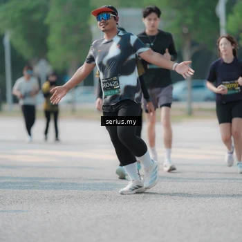 Runner Photo 6447137
