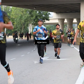 Runner Photo 6447142