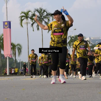 Runner Photo 6447165