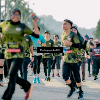 Runner Photo 6447188