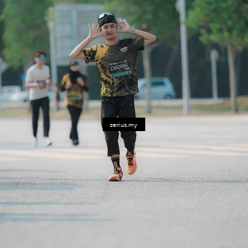Runner Photo 6447189