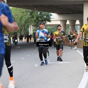Runner Photo 6447190
