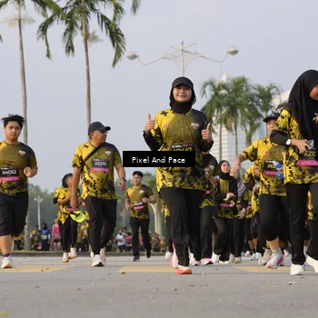 Runner Photo 6447193