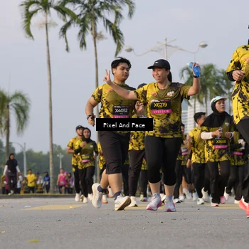Runner Photo 6447196