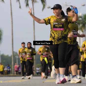 Runner Photo 6447197