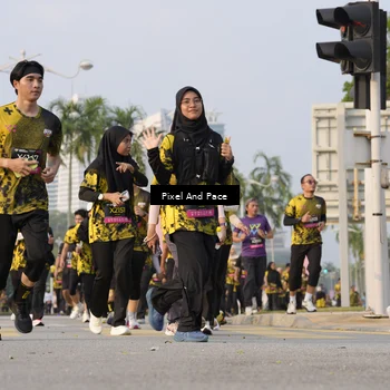 Runner Photo 6447217