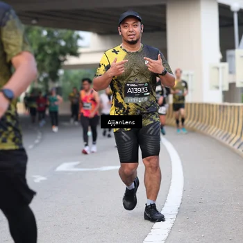 Runner Photo 6447221