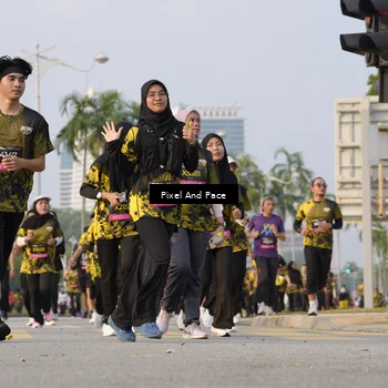 Runner Photo 6447227