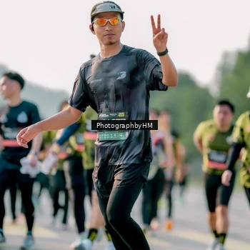 Runner Photo 6447228