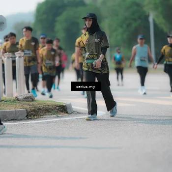 Runner Photo 6447231