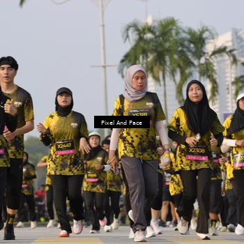 Runner Photo 6447236