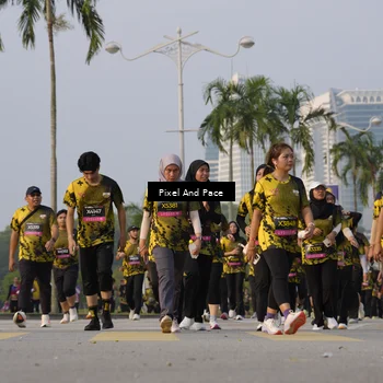 Runner Photo 6447242