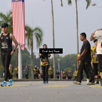 Runner Photo 6447263