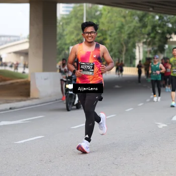 Runner Photo 6447271