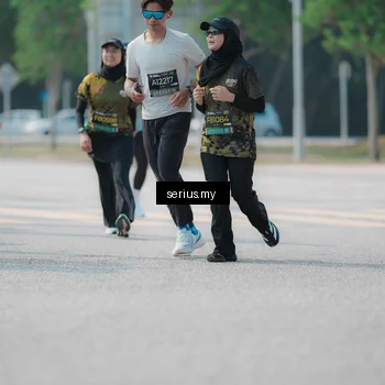 Runner Photo 6447301