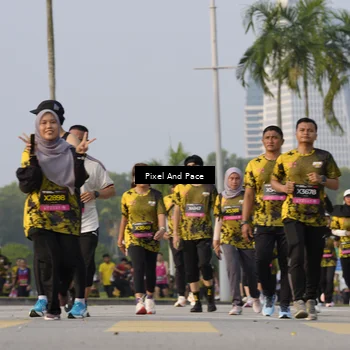 Runner Photo 6447304