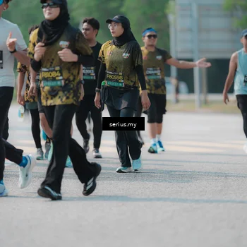 Runner Photo 6447313