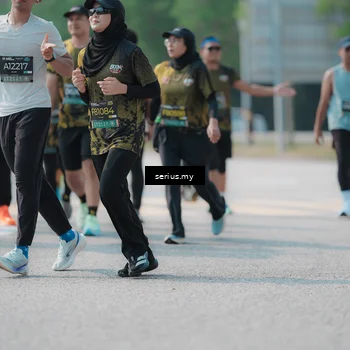 Runner Photo 6447314