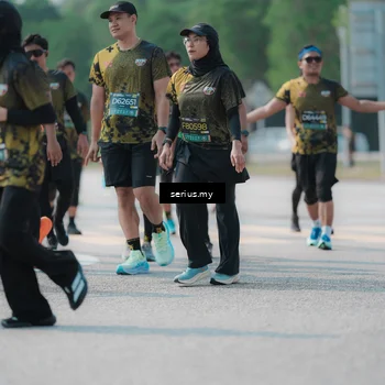 Runner Photo 6447315