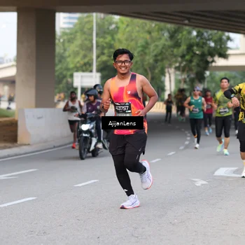 Runner Photo 6447332