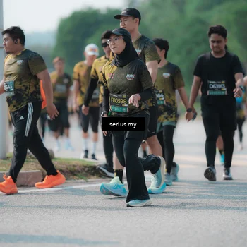 Runner Photo 6447333