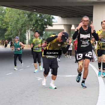 Runner Photo 6447341