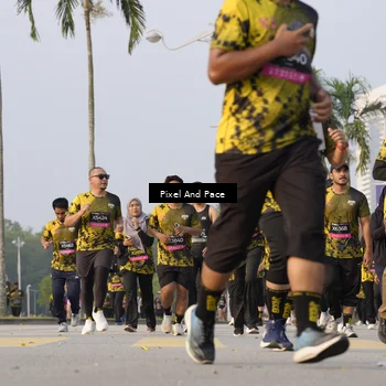Runner Photo 6447345