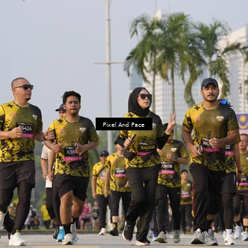Runner Photo 6447365