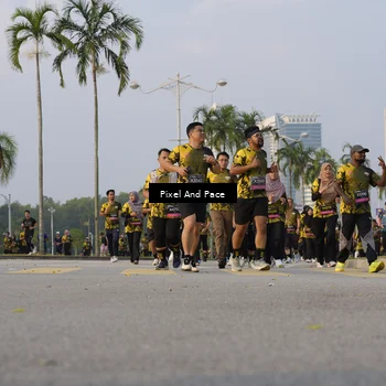 Runner Photo 6447370