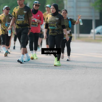Runner Photo 6447373
