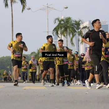 Runner Photo 6447385