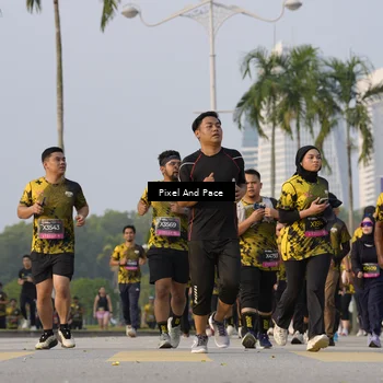 Runner Photo 6447399