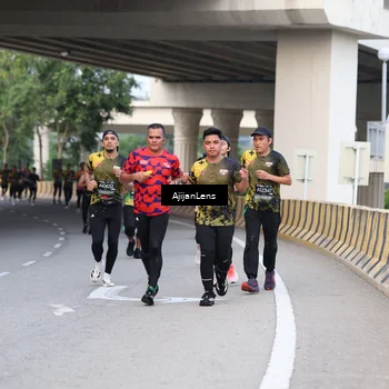 Runner Photo 6447402