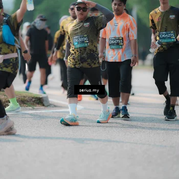 Runner Photo 6447424