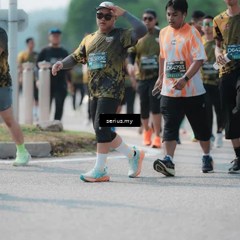 Runner Photo 6447435