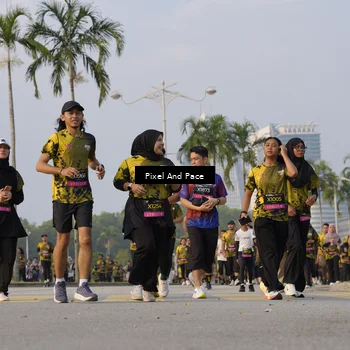 Runner Photo 6447489