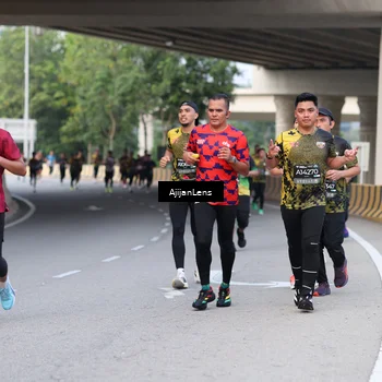 Runner Photo 6447496