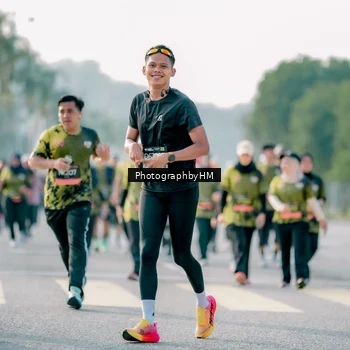 Runner Photo 6447499